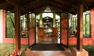 Arenal Paraíso Resort & Thermo Mineral Hot Springs