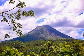 Arenal Paraíso Resort & Thermo Mineral Hot Springs