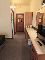 St Georges Motor Inn