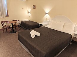 St Georges Motor Inn