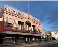 St Georges Motor Inn