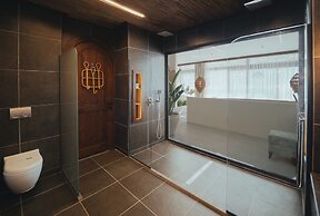 Lissiya Hotel - Boutique Class