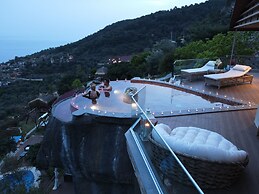 Lissiya Hotel - Boutique Class