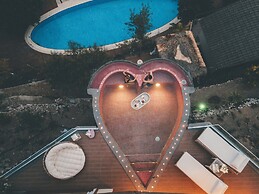 Lissiya Hotel - Boutique Class