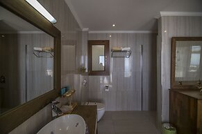 Lissiya Hotel - Boutique Class