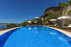 Lissiya Hotel - Boutique Class