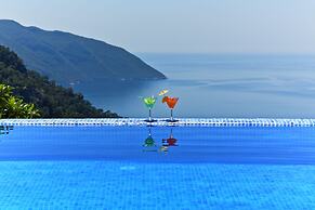 Lissiya Hotel - Boutique Class