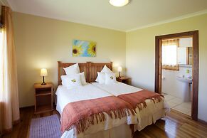 Mentors Country Estate