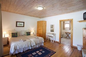 Mentors Country Estate