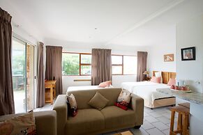 Mentors Country Estate