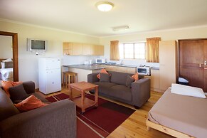 Mentors Country Estate