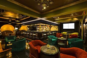 Terra Nova All Suite Hotel