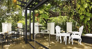 Terra Nova All Suite Hotel