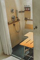 Iberostar Waves Berkeley Shore