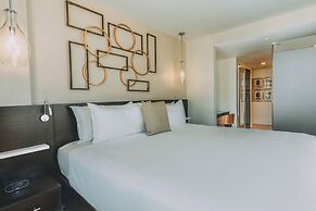 Iberostar Waves Berkeley Shore