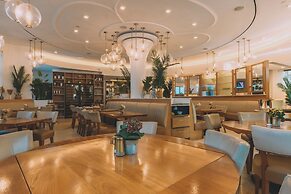 Iberostar Waves Berkeley Shore