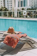 Iberostar Waves Berkeley Shore