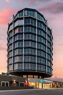 Clarion Lakeside Inn & Conference Centre