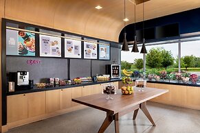 Aloft Beachwood