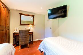 Blacksmiths Arms Inn