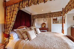 Blacksmiths Arms Inn