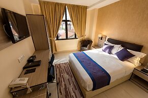 Dolphin Hotel, Chow Kit Kuala Lumpur