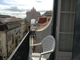 Lisbon RiverView Hostel