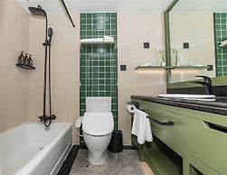 Qingdao The Castle Hotel