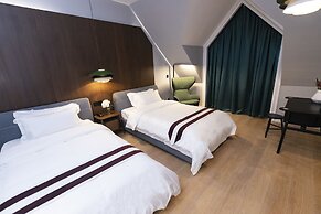 Qingdao The Castle Hotel