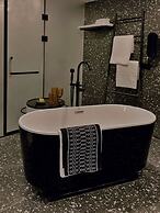 Qingdao The Castle Hotel