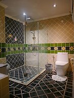 At Pingnakorn Huaykaew Chiangmai