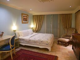 At Pingnakorn Huaykaew Chiangmai