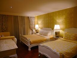 At Pingnakorn Huaykaew Chiangmai