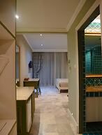 At Pingnakorn Huaykaew Chiangmai