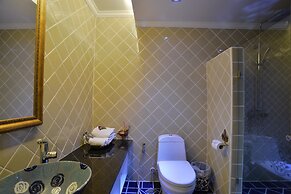 At Pingnakorn Huaykaew Chiangmai