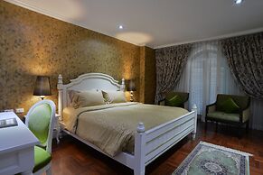 At Pingnakorn Huaykaew Chiangmai