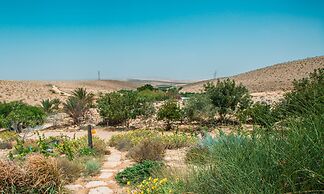 Carmey Avdat Farm