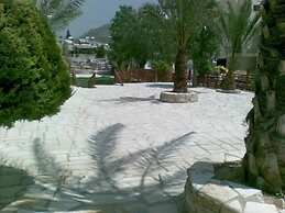 Moniatis Hotel