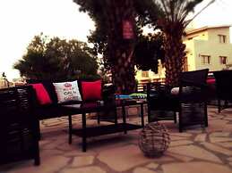 Moniatis Hotel