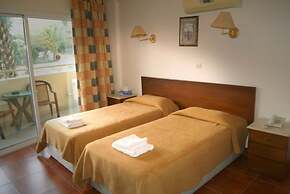 Moniatis Hotel