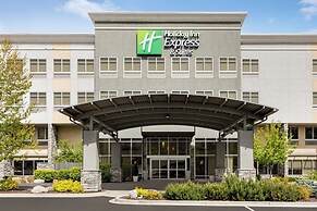 Holiday Inn Express & Suites Colorado Springs Central by IHG