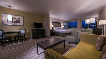 Holiday Inn Express & Suites Colorado Springs Central by IHG