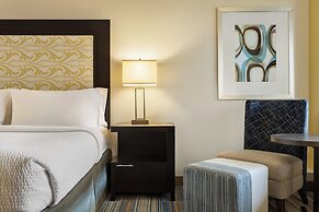 Holiday Inn Express & Suites Colorado Springs Central by IHG