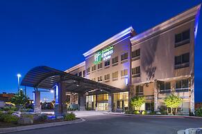 Holiday Inn Express & Suites Colorado Springs Central by IHG