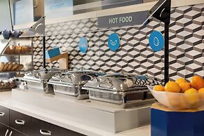 Holiday Inn Express & Suites Colorado Springs Central by IHG