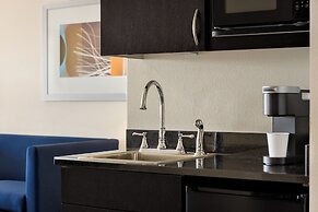 Holiday Inn Express & Suites Colorado Springs Central by IHG