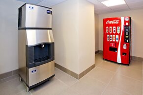 Holiday Inn Express & Suites Colorado Springs Central by IHG