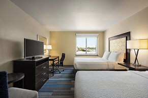 Holiday Inn Express & Suites Colorado Springs Central by IHG