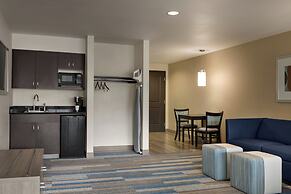 Holiday Inn Express & Suites Colorado Springs Central by IHG