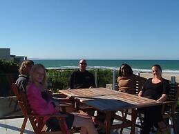 Island Vibe Jeffreys Bay Hostel